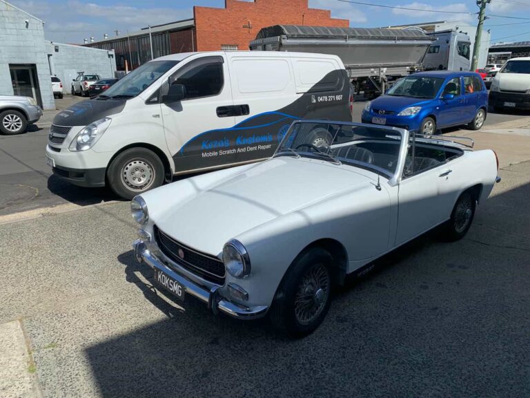 MG-Midget-Outside